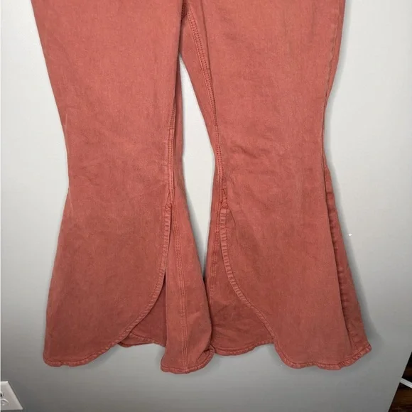 Shyanne High Rise Tulip Hem Super Flare Jeans - Picture 5 of 11